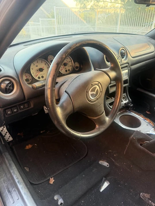 2002 Mazda NB MX-5 Miata - Image 8 of 20