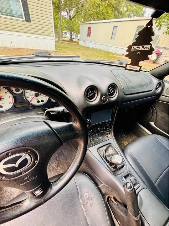 2002 Mazda NB MX-5 Miata - Image 3 of 4