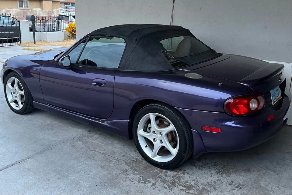 2002 Mazda NB MX-5 Miata - Image 10 of 11