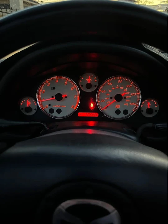 2002 Mazda NB MX-5 Miata - Image 11 of 11