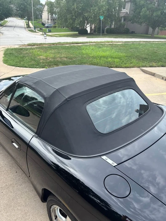 2002 Mazda NB MX-5 Miata - Image 9 of 15