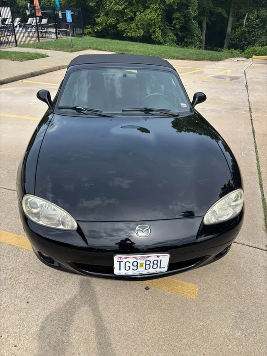 2002 Mazda NB MX-5 Miata - Image 3 of 15