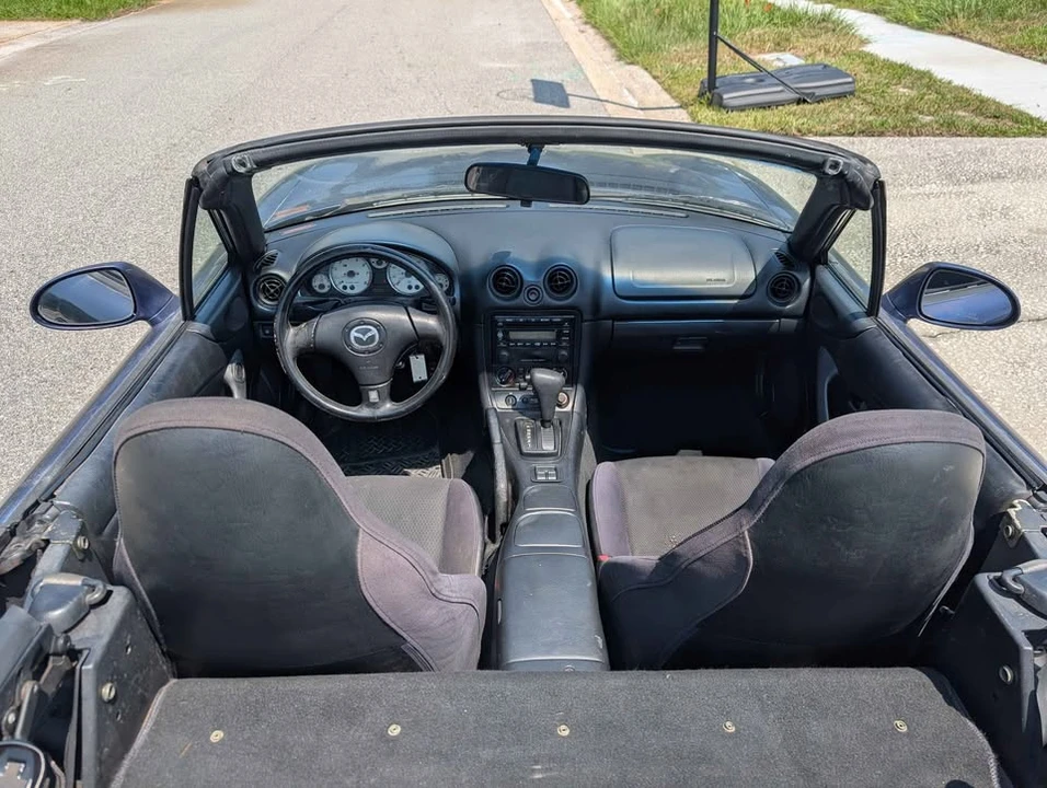 2002 Mazda NB MX-5 Miata - Image 5 of 10