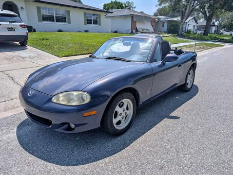 2002 Mazda MX-5 Convertible 2D