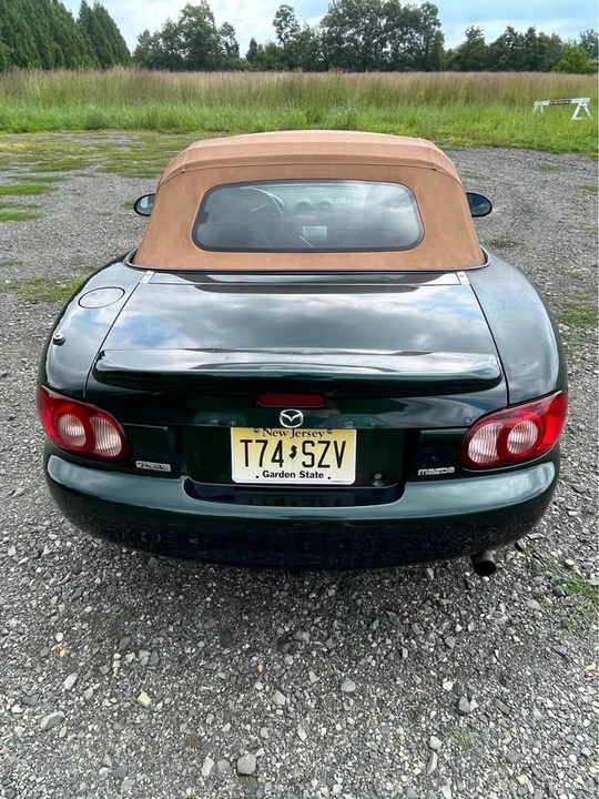 2002 Mazda NB MX-5 Miata - Image 3 of 10