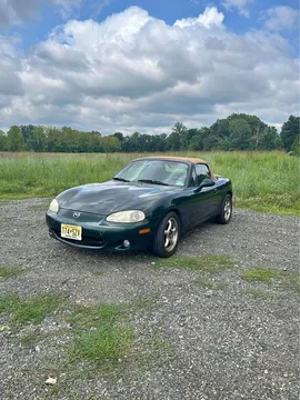 2002 Mazda MX-5 Convertible 2D