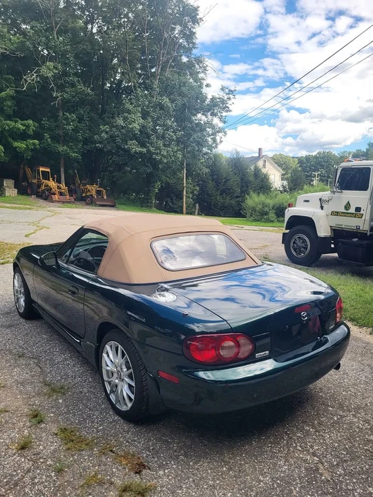 2002 Mazda NB MX-5 Miata - Image 5 of 10