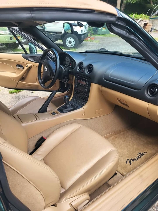 2002 Mazda NB MX-5 Miata - Image 3 of 10