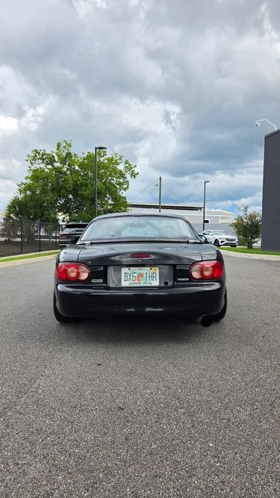 2002 Mazda NB MX-5 Miata - Image 5 of 9