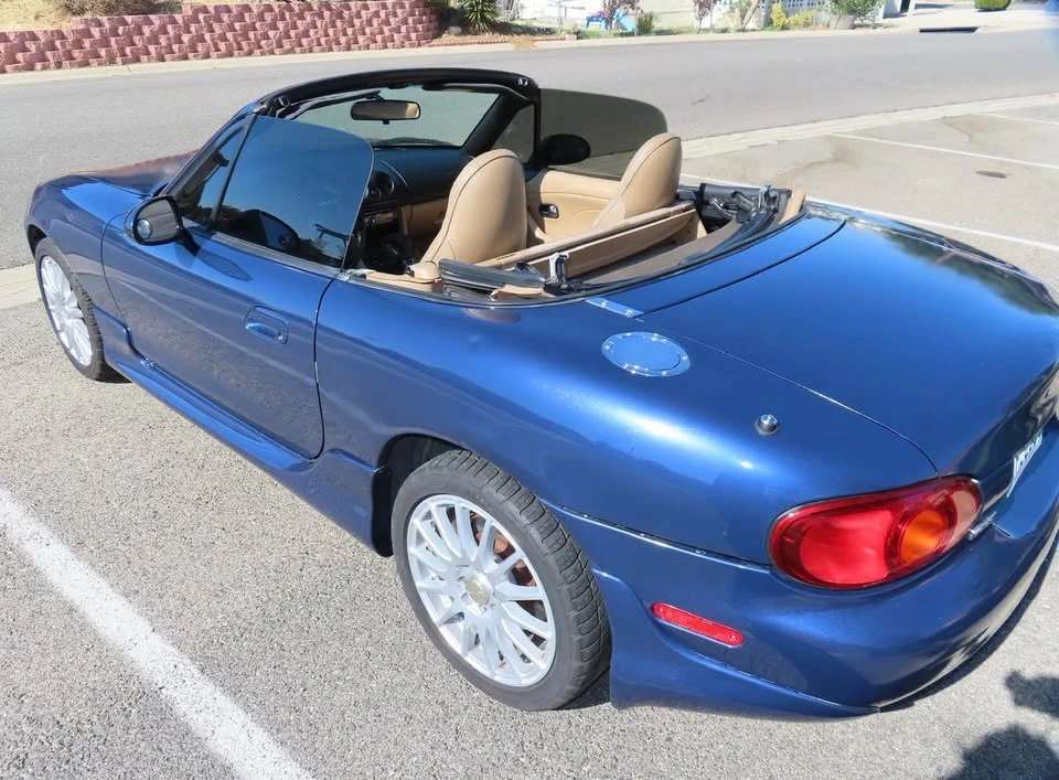 2002 Mazda NB MX-5 Miata - Image 2 of 7