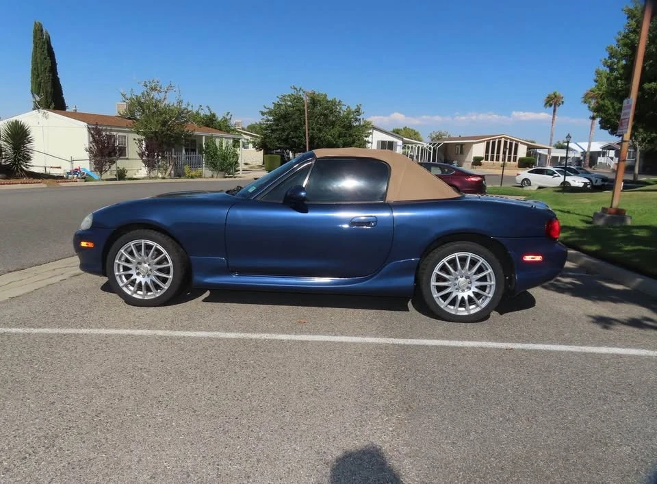 2002 Mazda NB MX-5 Miata - Image 5 of 7