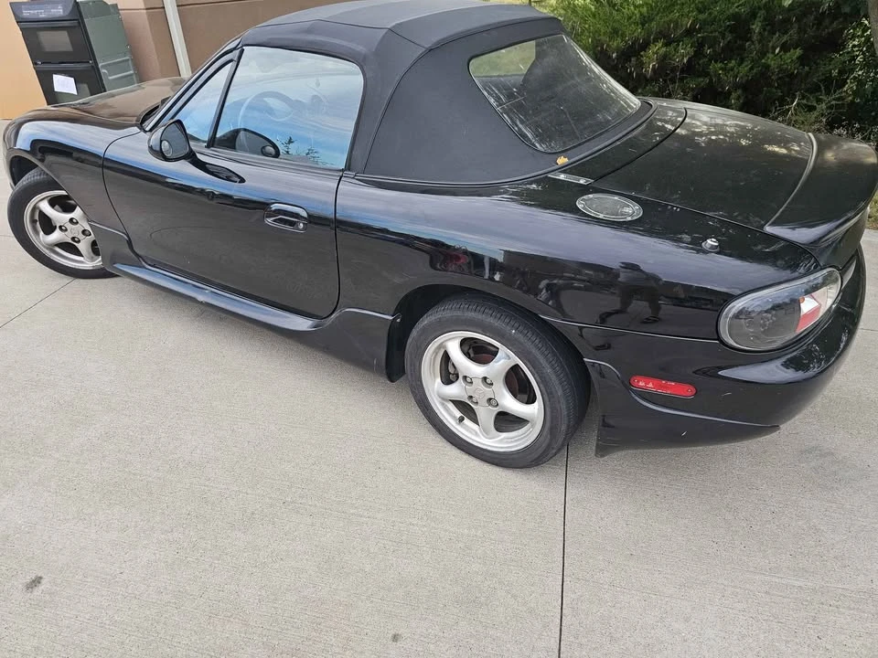 2002 Mazda NB MX-5 Miata - Image 2 of 7