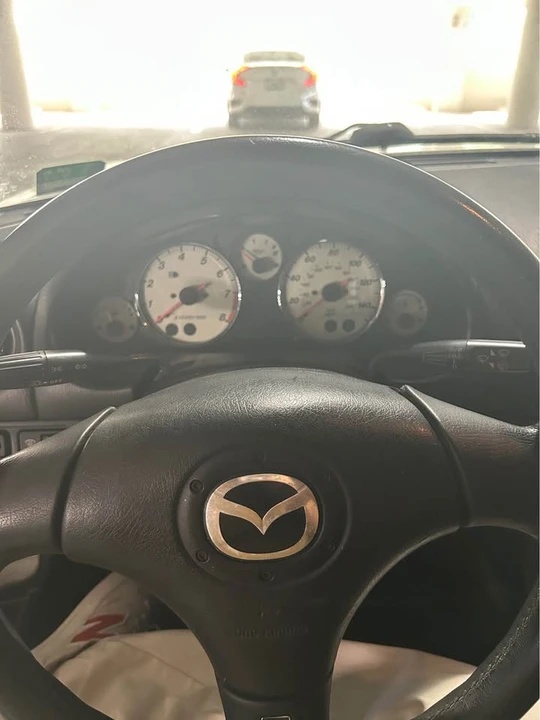 2002 Mazda NB MX-5 Miata - Image 12 of 13