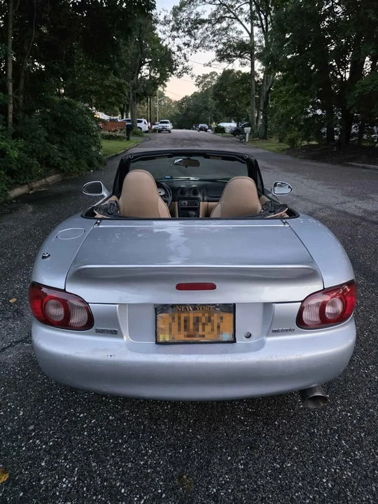 2002 Mazda NB MX-5 Miata - Image 6 of 14