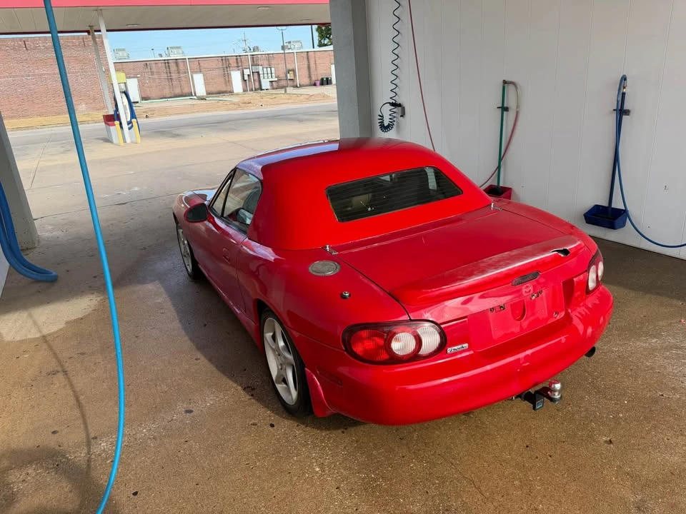 2002 Mazda NB MX-5 Miata - Image 4 of 8