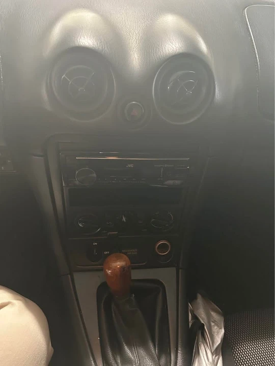 2002 Mazda NB MX-5 Miata - Image 11 of 13