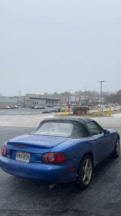 2002 Mazda NB MX-5 Miata - Image 18 of 19