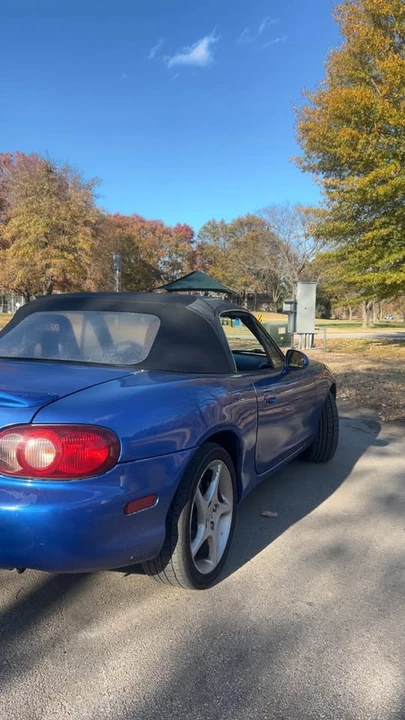2002 Mazda NB MX-5 Miata - Image 8 of 19
