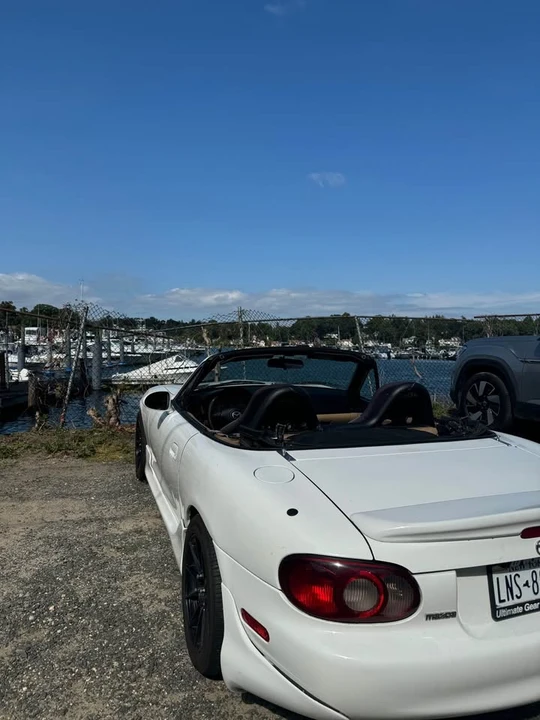 2002 Mazda NB MX-5 Miata - Image 4 of 6