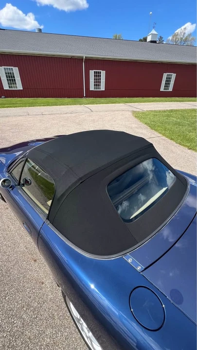 2002 Mazda NB MX-5 Miata - Image 9 of 21
