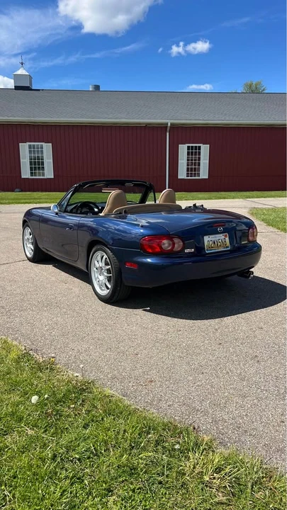 2002 Mazda NB MX-5 Miata - Image 12 of 21