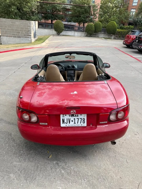 2002 Mazda NB MX-5 Miata - Image 10 of 15