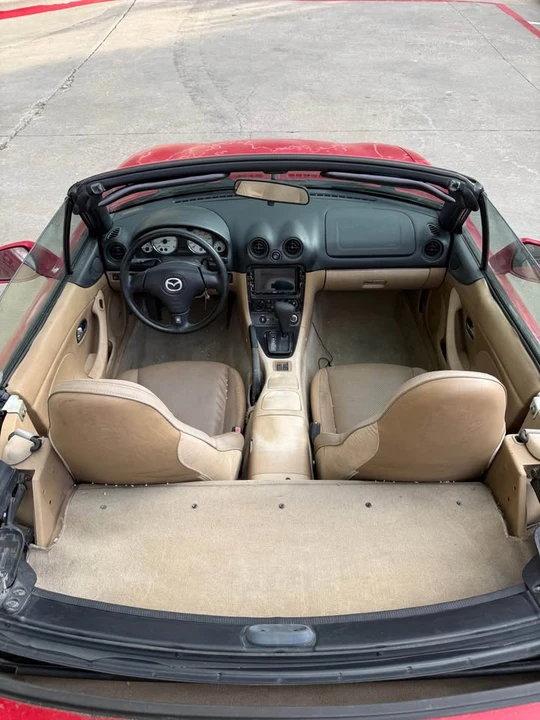 2002 Mazda NB MX-5 Miata - Image 11 of 15