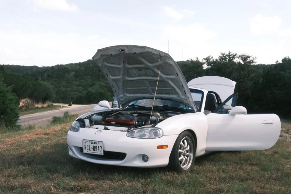 2002 Mazda NB MX-5 Miata - Image 4 of 11