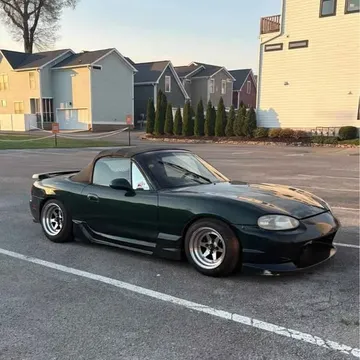 2002 Mazda MX-5 LS Convertible 2D