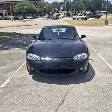 2002 Mazda MX-5 LS Convertible 2D
