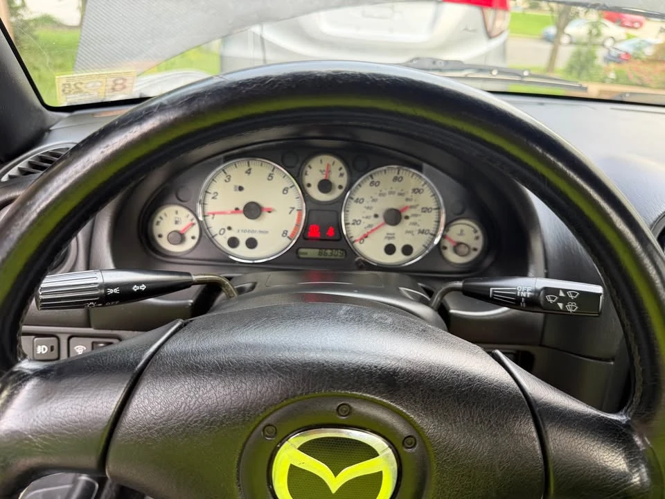 2002 Mazda NB MX-5 Miata - Image 6 of 16