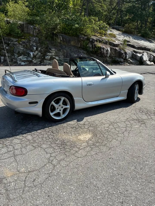 2002 Mazda NB MX-5 Miata - Image 4 of 7