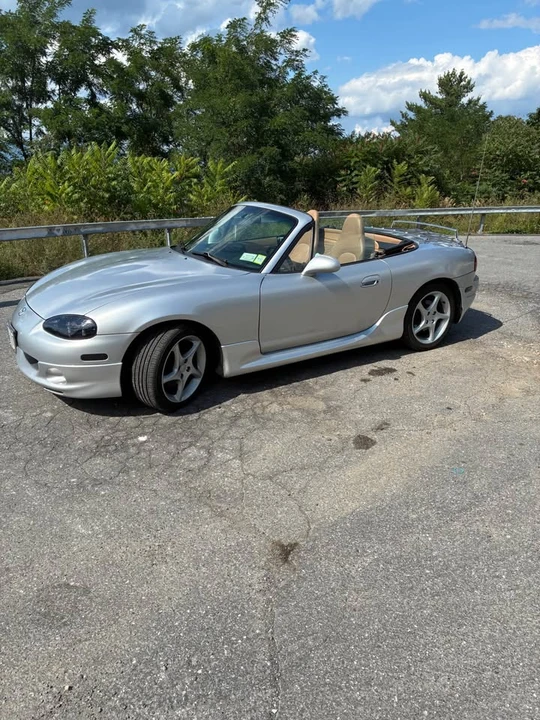 2002 Mazda NB MX-5 Miata - Image 2 of 7