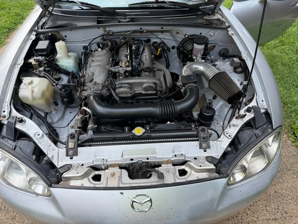 2002 Mazda NB MX-5 Miata - Image 11 of 16