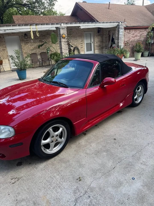 2002 Mazda NB MX-5 Miata - Image 6 of 16