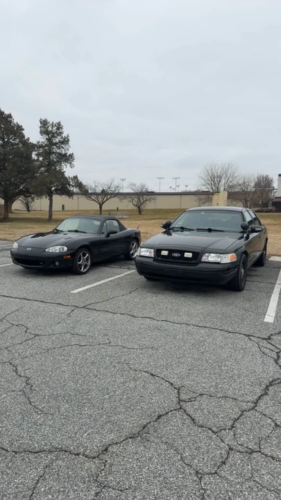 2002 Mazda NB MX-5 Miata - Image 8 of 12