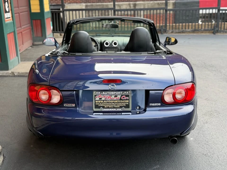 2002 Mazda NB MX-5 Miata - Image 5 of 20