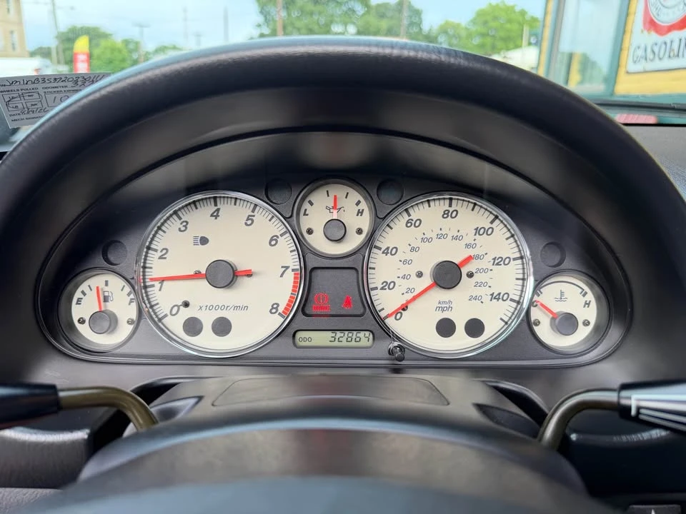 2002 Mazda NB MX-5 Miata - Image 19 of 20