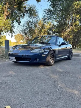 2002 Mazda MX-5 LS Convertible 2D