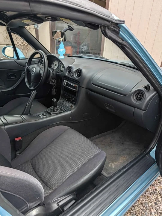 2002 Mazda NB MX-5 Miata - Image 6 of 13
