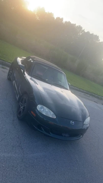 2002 Mazda NB MX-5 Miata - Image 2 of 7