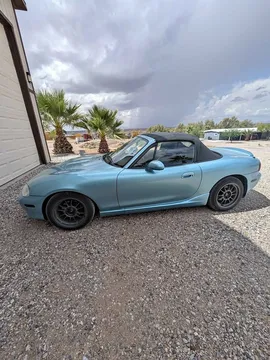2002 Mazda MX-5 LS Convertible 2D