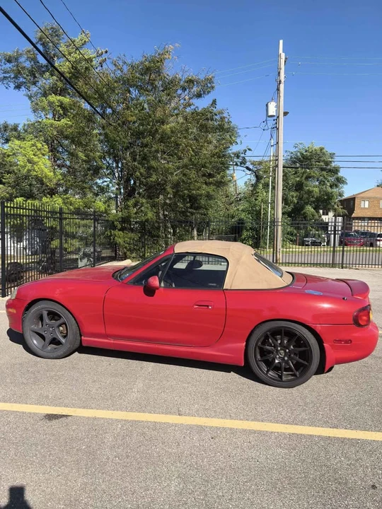 2002 Mazda NB MX-5 Miata - Image 2 of 7