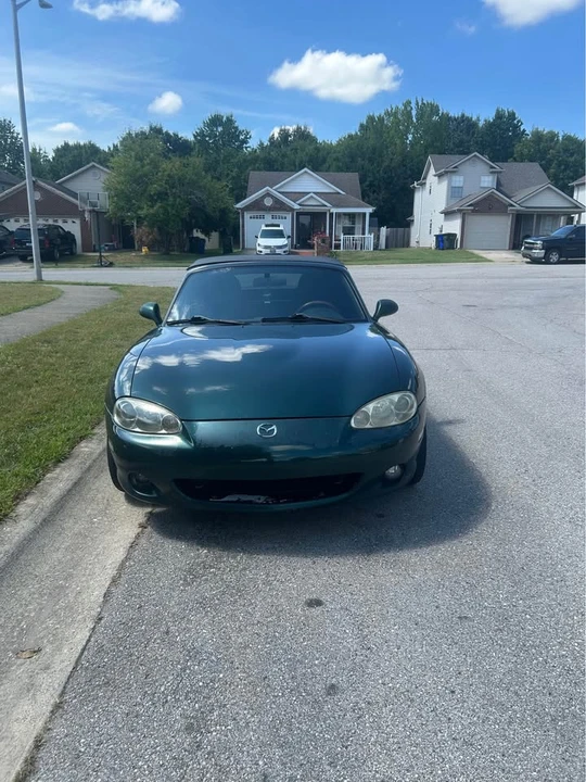 2002 Mazda NB MX-5 Miata - Image 4 of 9