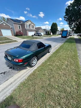 2002 Mazda MX-5 LS Convertible 2D