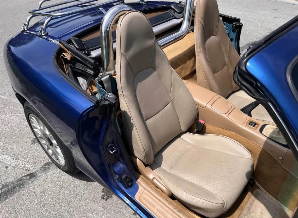 2002 Mazda NB MX-5 Miata - Image 8 of 12
