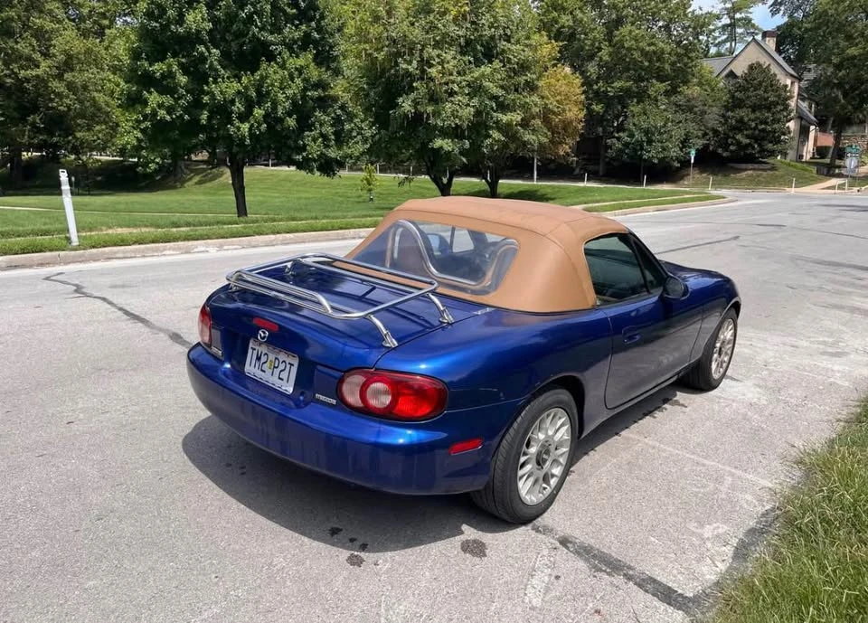 2002 Mazda NB MX-5 Miata - Image 5 of 12