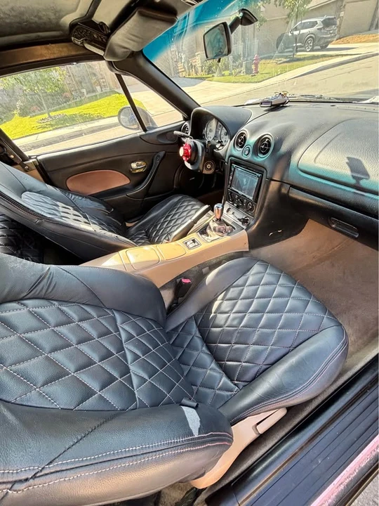 2002 Mazda NB MX-5 Miata - Image 5 of 6