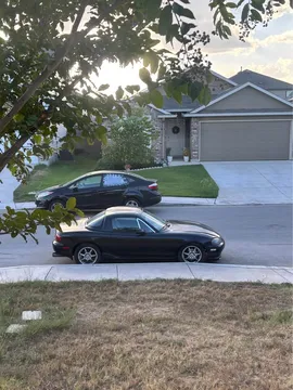 2002 Mazda MX-5 LS Convertible 2D