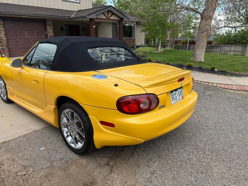 2002 Mazda NB MX-5 Miata - Image 5 of 8